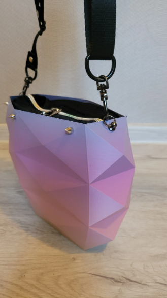 Geodesic Bag